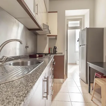 Akicity Alameda Comet 아파트