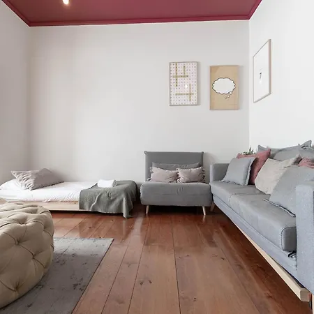 Apartment Akicity Alameda Comet Lisbon