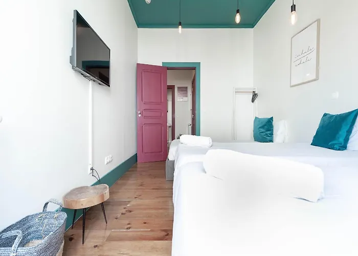 アパート Akicity Alameda Comet リスボン