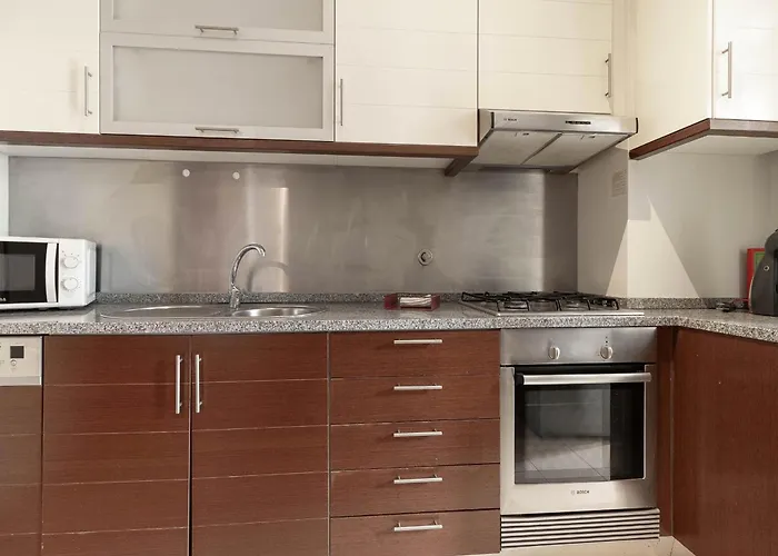 アパート Akicity Alameda Comet リスボン